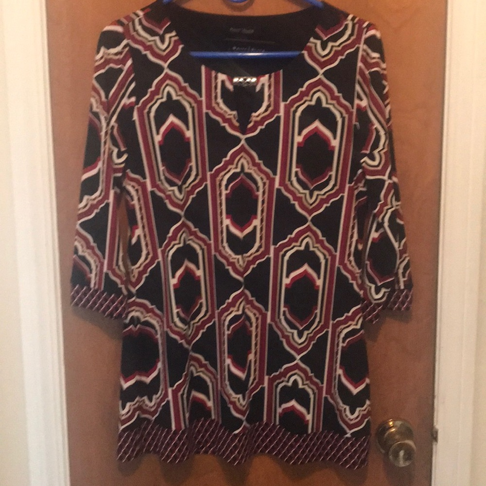 White House Black Market Size M top